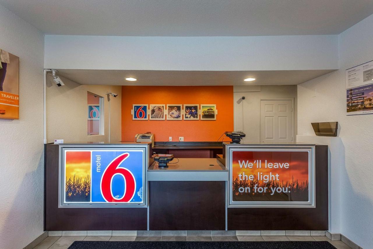 Motel 6-Billings, Mt - South Buitenkant foto