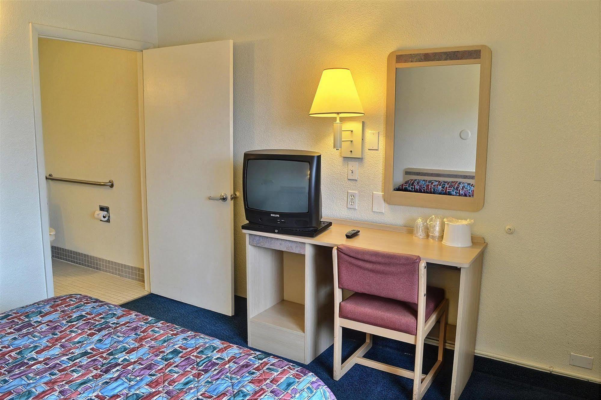 Motel 6-Billings, Mt - South Buitenkant foto