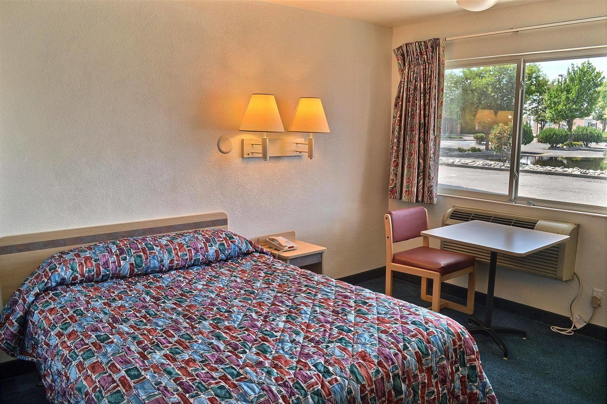 Motel 6-Billings, Mt - South Buitenkant foto