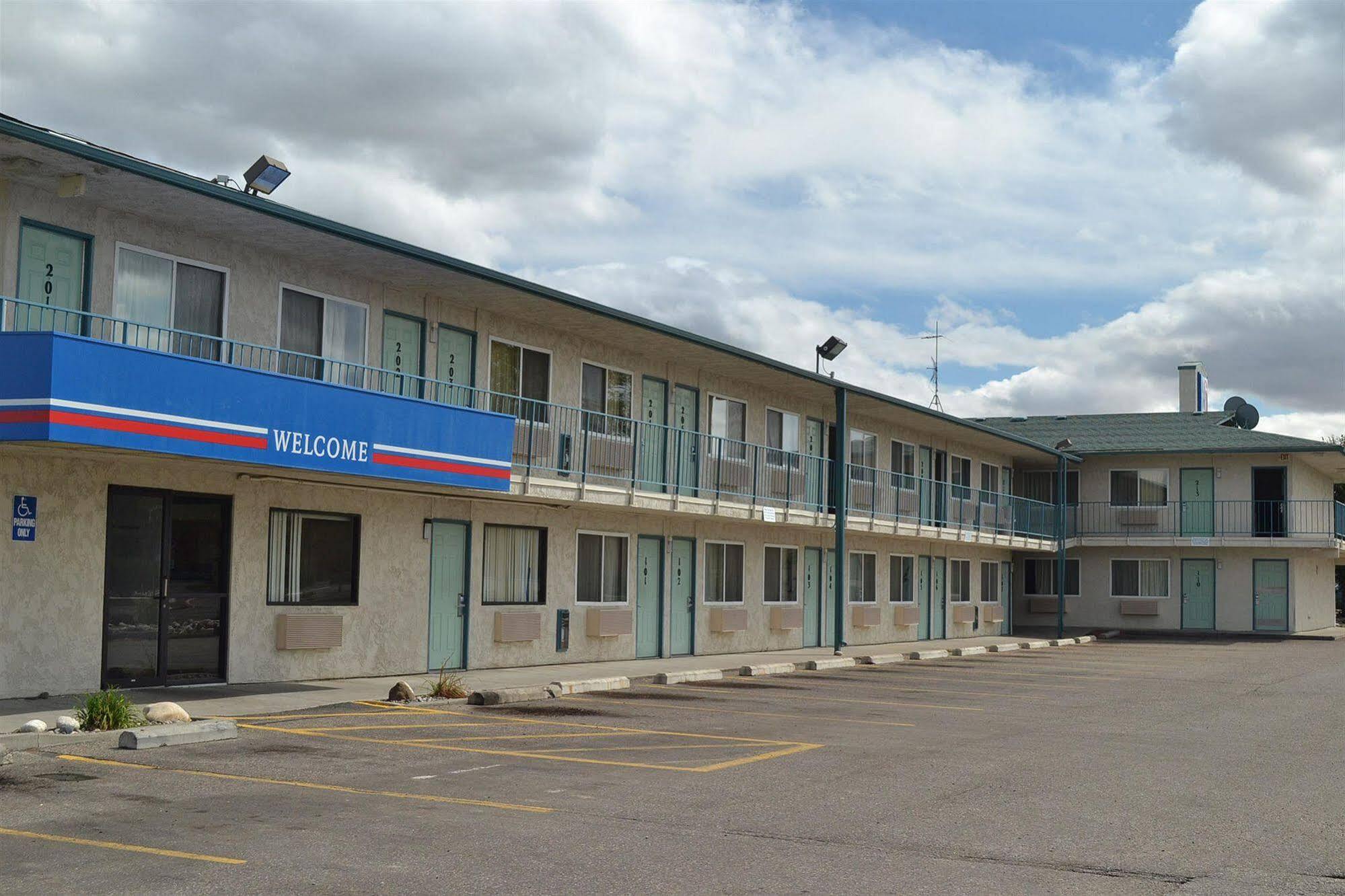 Motel 6-Billings, Mt - South Buitenkant foto